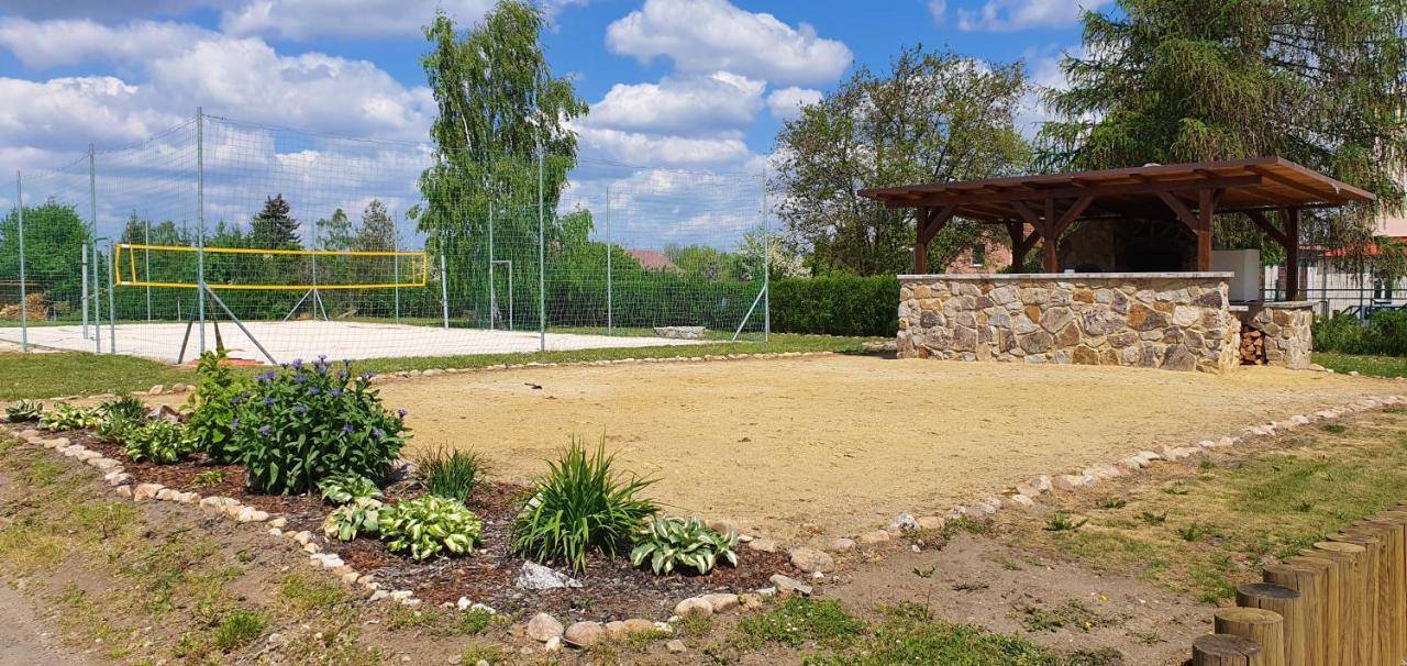 Penzion A Hospudka U Anny Nove Sedlo Exterior photo