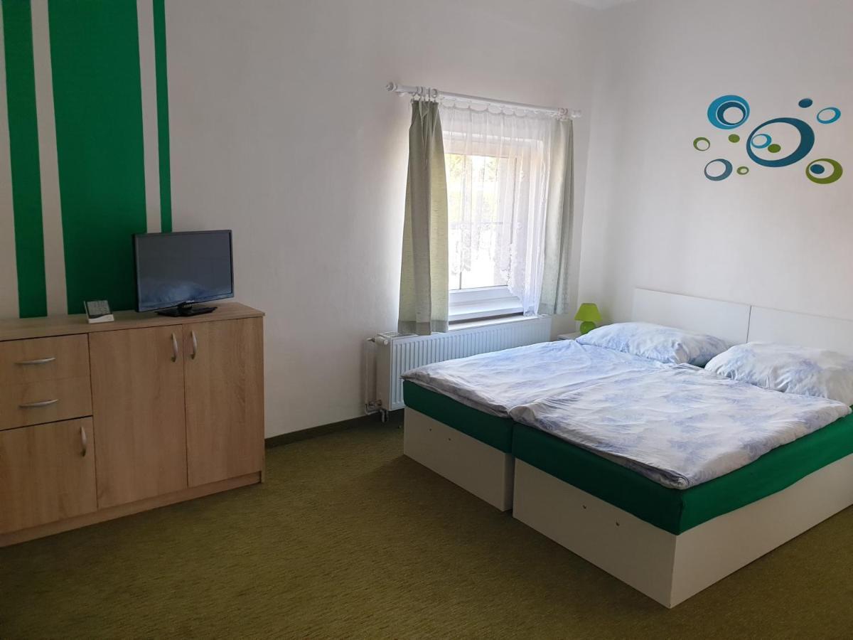 Penzion A Hospudka U Anny Nove Sedlo Exterior photo